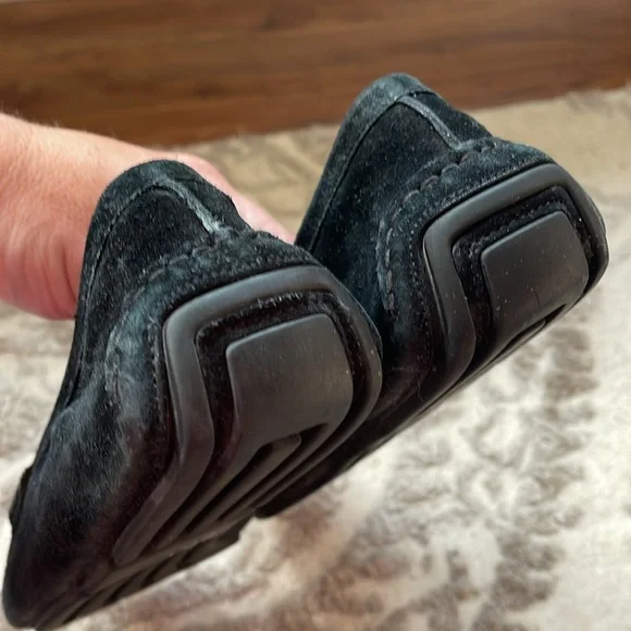Gucci black Suede Driver loafers size 8